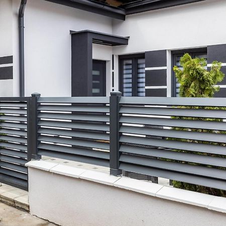 Rubikon Free Parking Apartmani Dusanovac Buitenkant foto