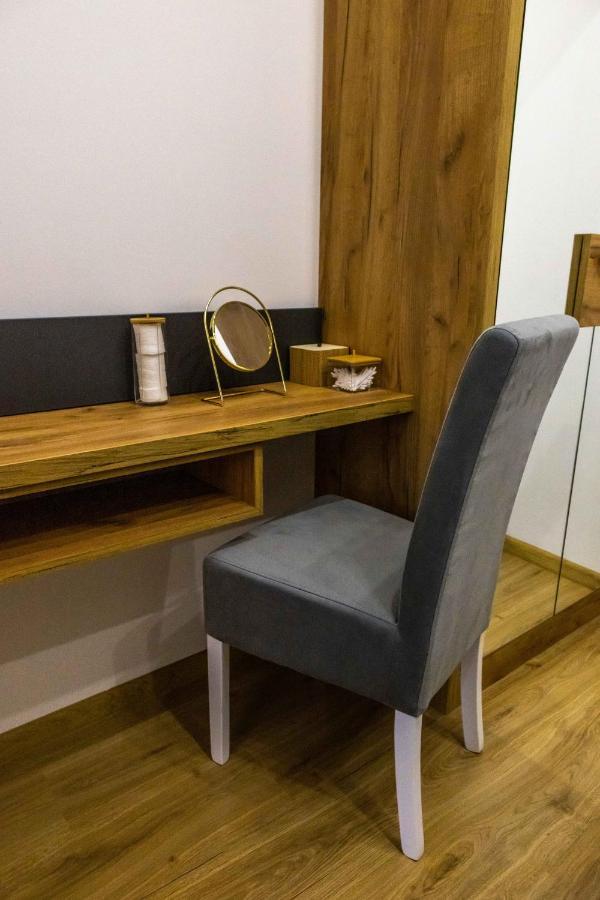Rubikon Free Parking Apartmani Dusanovac Buitenkant foto